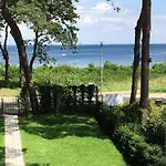 Ferienhaus-strandallee95-direkt-am-strand Feriehus Timmendorfer Strand