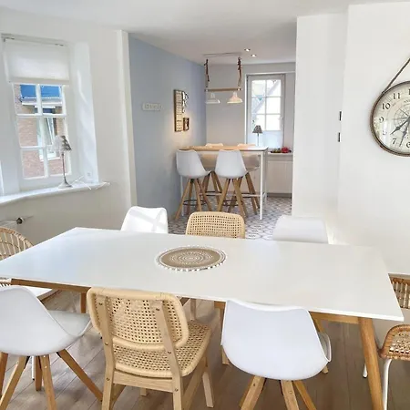 Feriehus Ferienhaus-strandallee95-direkt-am-strand *