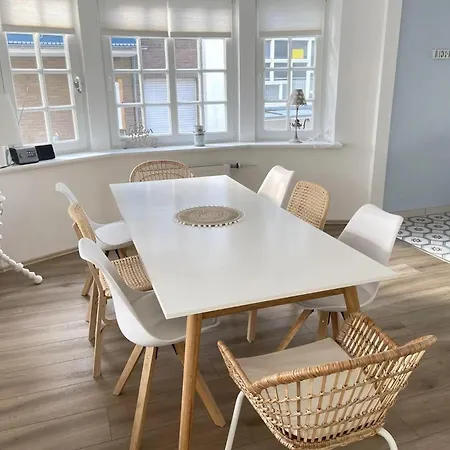 بيت للعطل Ferienhaus-strandallee95-direkt-am-strand تيميندورفير ستراند