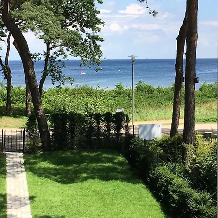 Ferienhaus-strandallee95-direkt-am-strand Feriehus Timmendorfer Strand